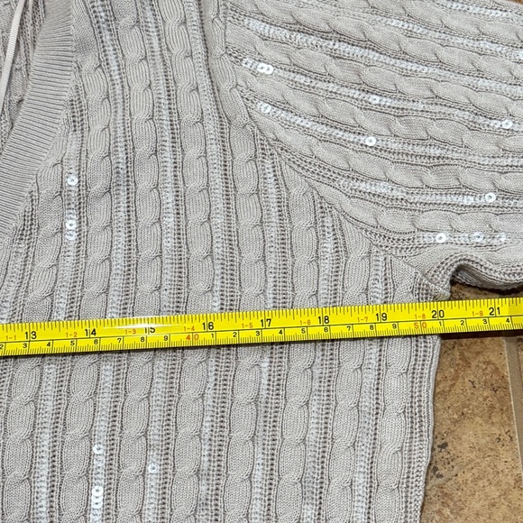 New L'AGENCE Trinity Sequin Cable-Knit Sweater Large L Pale Neutral Fall Staple - Picture 9 of 11